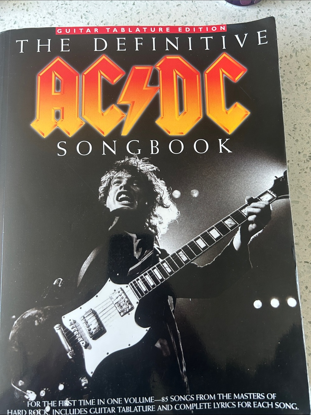 AC/DC The Definitive Songbook - Black & Orange Guitar Tablature Edition